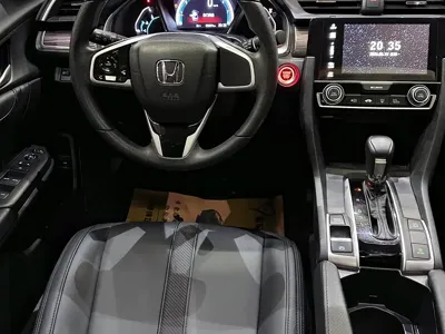 Honda Civic 2019, 58000 км, за 8811.08 USD