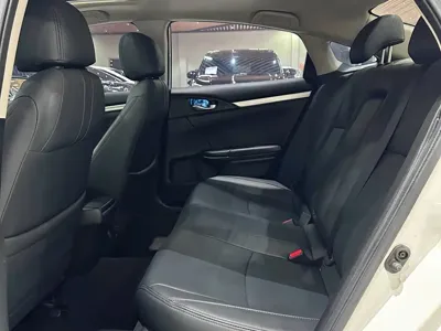 Honda Civic 2019, 58000 км, за 8811.08 USD - фото 6