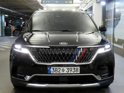 Kia Canival 2021, 93343 км, за 15157.44 USD