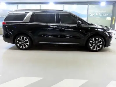 Kia Canival 2021, 93343 км, за 15157.44 USD