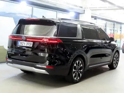 Kia Canival 2021, 93343 км, за 15157.44 USD