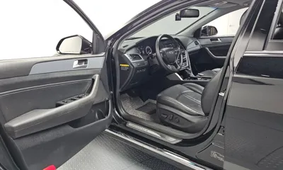 Hyundai Sonata 2016, 145914 км, за 6123.78 USD - фото 10