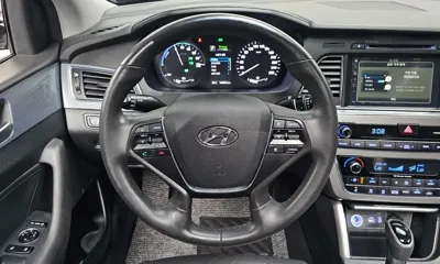 Hyundai Sonata 2016, 145914 км, за 6123.78 USD - фото 13