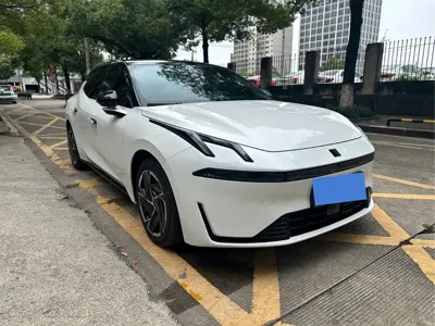 Lynk & Co 07 EM-P 2024, 15000 км, за 12820.35 USD