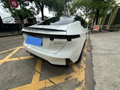 Lynk & Co 07 EM-P 2024, 15000 км, за 12820.35 USD