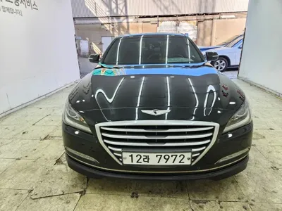 Hyundai Genesis 2015, 145100 км, за 6541.13 USD