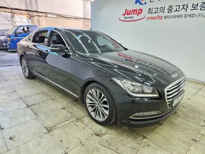 Hyundai Genesis 2015, 145100 км, за 6541.13 USD