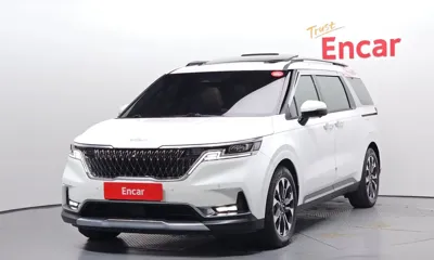 Kia Canival · 2021 год
