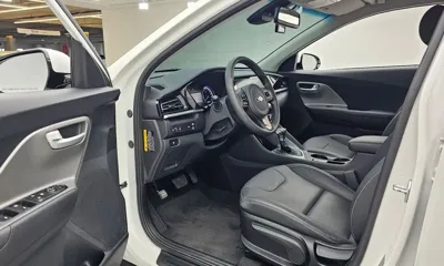 Kia Niro 2020, 17867 км, за 12406.46 USD - фото 10