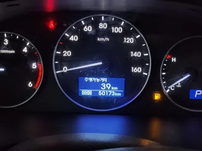 Hyundai Starex 2021, 50173 км, за 14375.74 USD - фото 8
