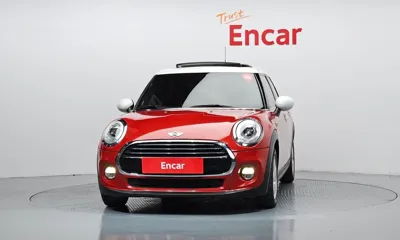 MINI Cooper 2018, 107736 км, за 5185.77 USD