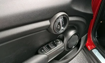 MINI Cooper 2018, 107736 км, за 5185.77 USD - фото 18