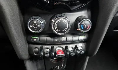 MINI Cooper 2018, 107736 км, за 5185.77 USD - фото 19