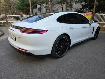 Porsche Panamera 2018, 89000 км, за 51192.86 USD - фото 7