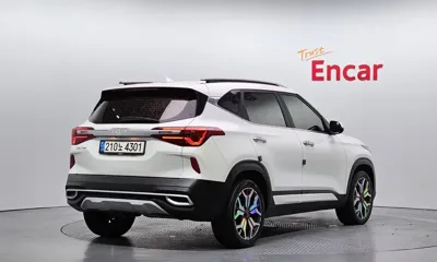 Kia Seltos 2022, 50719 км, за 15830.63 USD