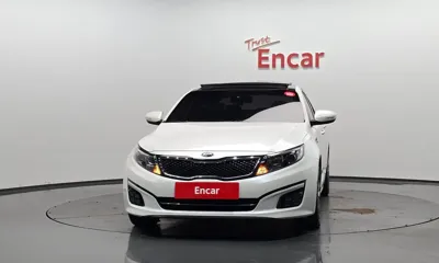 Kia K5 2014, 108195 км, за 4923.2 USD