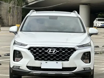 Hyundai Santa Fe 2020, 100000 км, за 10270.55 USD
