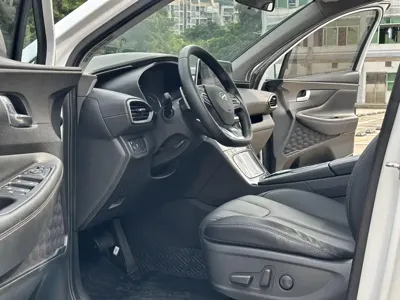 Hyundai Santa Fe 2020, 100000 км, за 10270.55 USD - фото 6