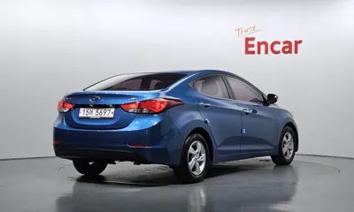 Hyundai Avante 2016, 87496 км, за 3875.46 USD