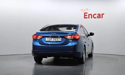 Hyundai Avante 2016, 87496 км, за 3875.46 USD