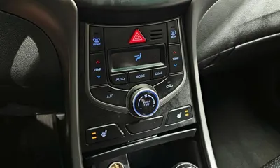 Hyundai Avante 2016, 87496 км, за 3875.46 USD - фото 17