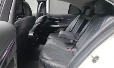 Mercedes-Benz E-Class 2024, 37632 км, за 34396.74 USD - фото 12