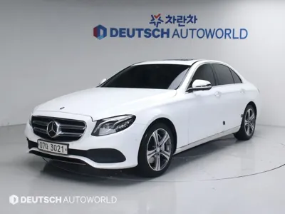 Mercedes-Benz E-Class · 2017 год