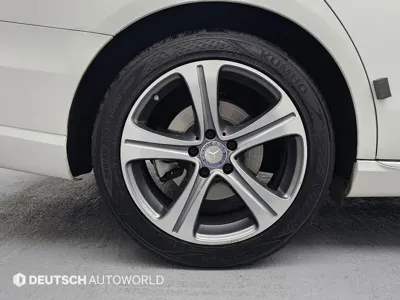 Mercedes-Benz E-Class 2017, 108764 км, за 14667.99 USD