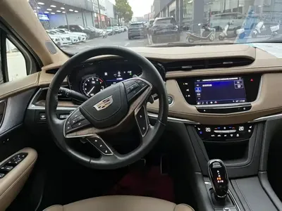 Cadillac XT5 2024, 40000 км, за 29251.93 USD - фото 7