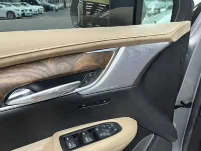 Cadillac XT5 2024, 40000 км, за 29251.93 USD - фото 9
