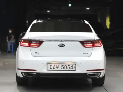 Kia K7 2017, 172790 км, за 7683.79 USD