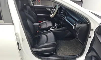 Kia K3 2020, 67733 км, за 8318.47 USD - фото 12
