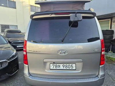 Hyundai Starex 2015, 70000 км, за 9124.33 USD