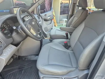 Hyundai Starex 2015, 70000 км, за 9124.33 USD - фото 14