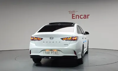 Hyundai Sonata 2018, 65525 км, за 11644.56 USD