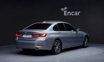 BMW 3-Series 2023, 43163 км, за 21467.62 USD