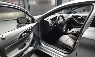 Infiniti Q30 2019, 62749 км, за 8278.14 USD - фото 10