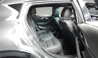 Infiniti Q30 2019, 62749 км, за 8278.14 USD - фото 12