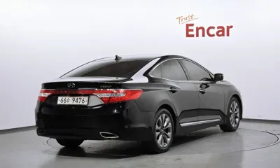 Hyundai Grandeur 2012, 184692 км, за 3235.62 USD