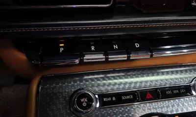 Lincoln Aviator 2021, 45380 км, за 29055.88 USD - фото 9