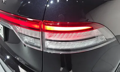 Lincoln Aviator 2021, 45380 км, за 29055.88 USD - фото 23