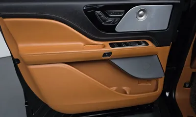 Lincoln Aviator 2021, 45380 км, за 29055.88 USD - фото 25