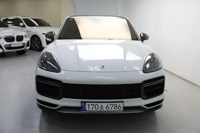 Porsche Cayenne · 2023 год