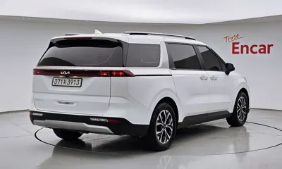 Kia Canival 2023, 85709 км, за 16345.02 USD