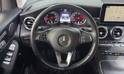 Mercedes-Benz GLC-Class 2019, 115473 км, за 16913.88 USD - фото 14