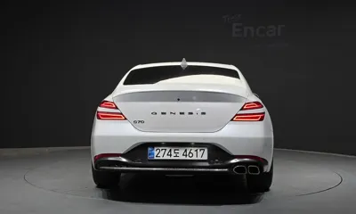 Genesis G70 2023, 33258 км, за 19413.69 USD