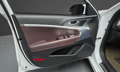 Genesis G70 2023, 33258 км, за 19413.69 USD - фото 24
