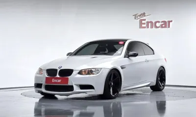 BMW M3 · 2010 год