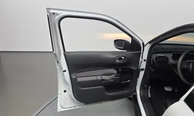 Citroen-DS C4 CACTUS 2018, 83436 км, за 4853.43 USD - фото 24