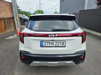Kia Seltos 2024, 30935 км, за 17356.82 USD